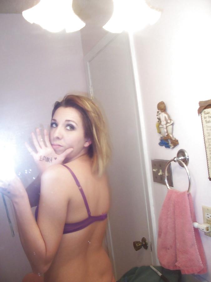 12P Pics of famous bitch