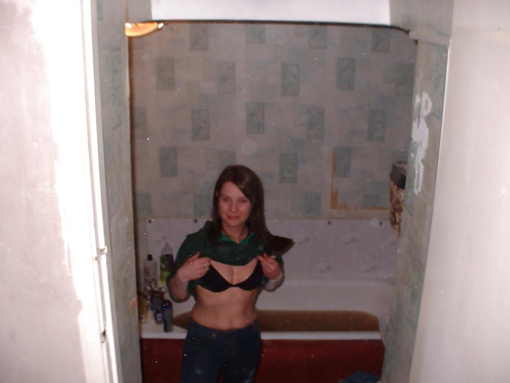 25P UK Amateur Milf Vanessa Simmonds