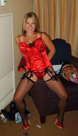 25P White girl love my black dick