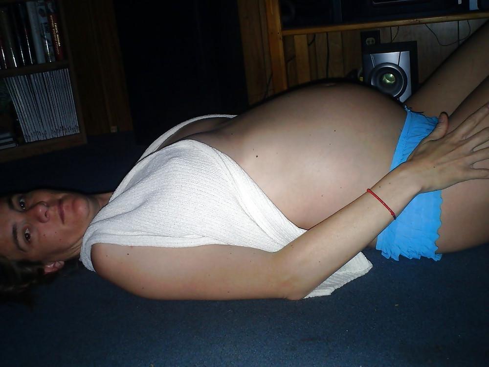 25P Preg Slut Wice Knocked Up By BBC