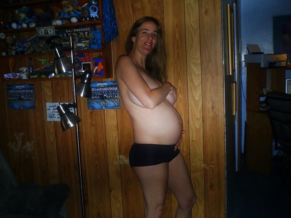 25P Preg Slut Wice Knocked Up By BBC