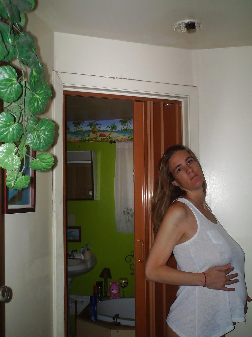 25P Preg Slut Wice Knocked Up By BBC