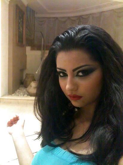 21P Arab.Hijab.Beurette 6