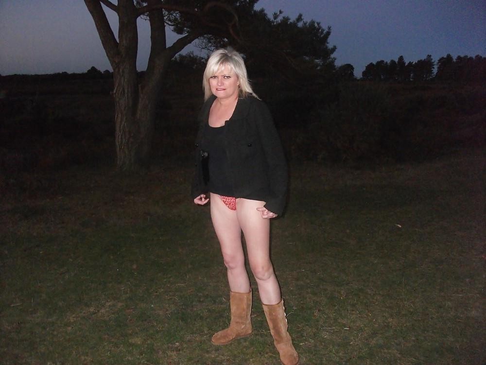 12P UK Amateur Slut Milf Samantha 36