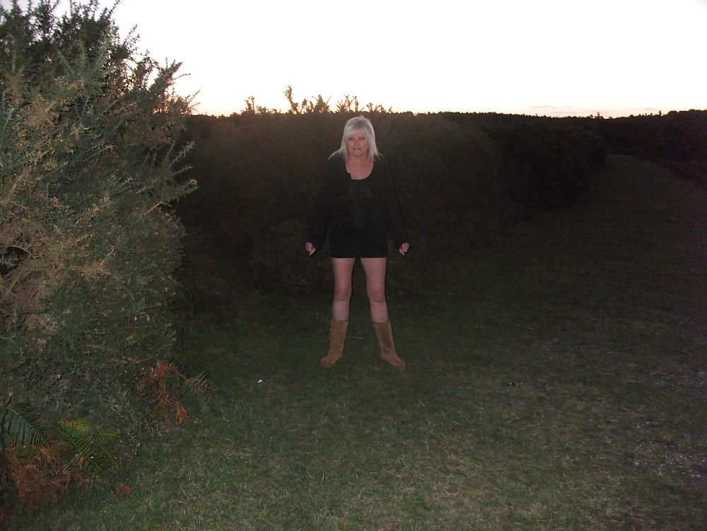 12P UK Amateur Slut Milf Samantha 36