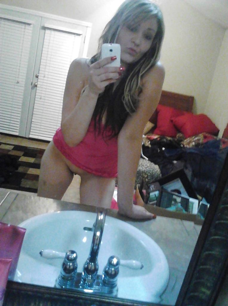 21P Cheerleader and football player