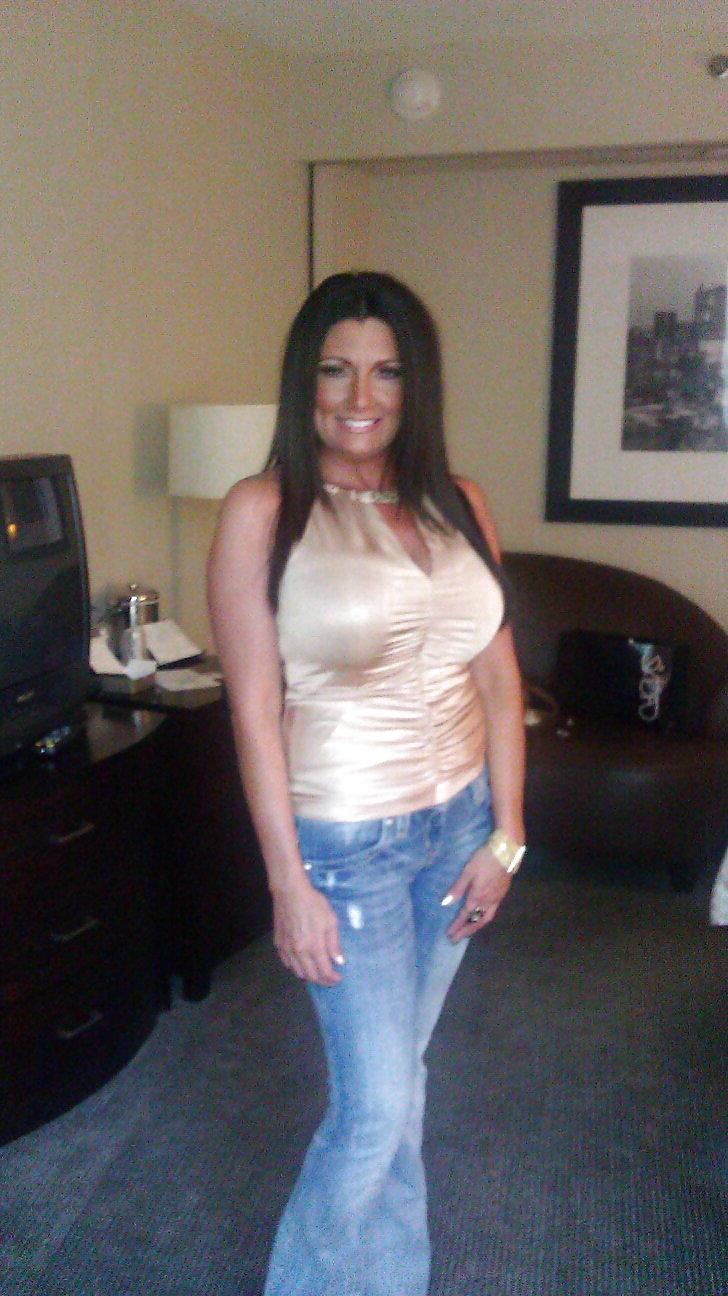 21P Sexy Amateur MILF!!! (PG)