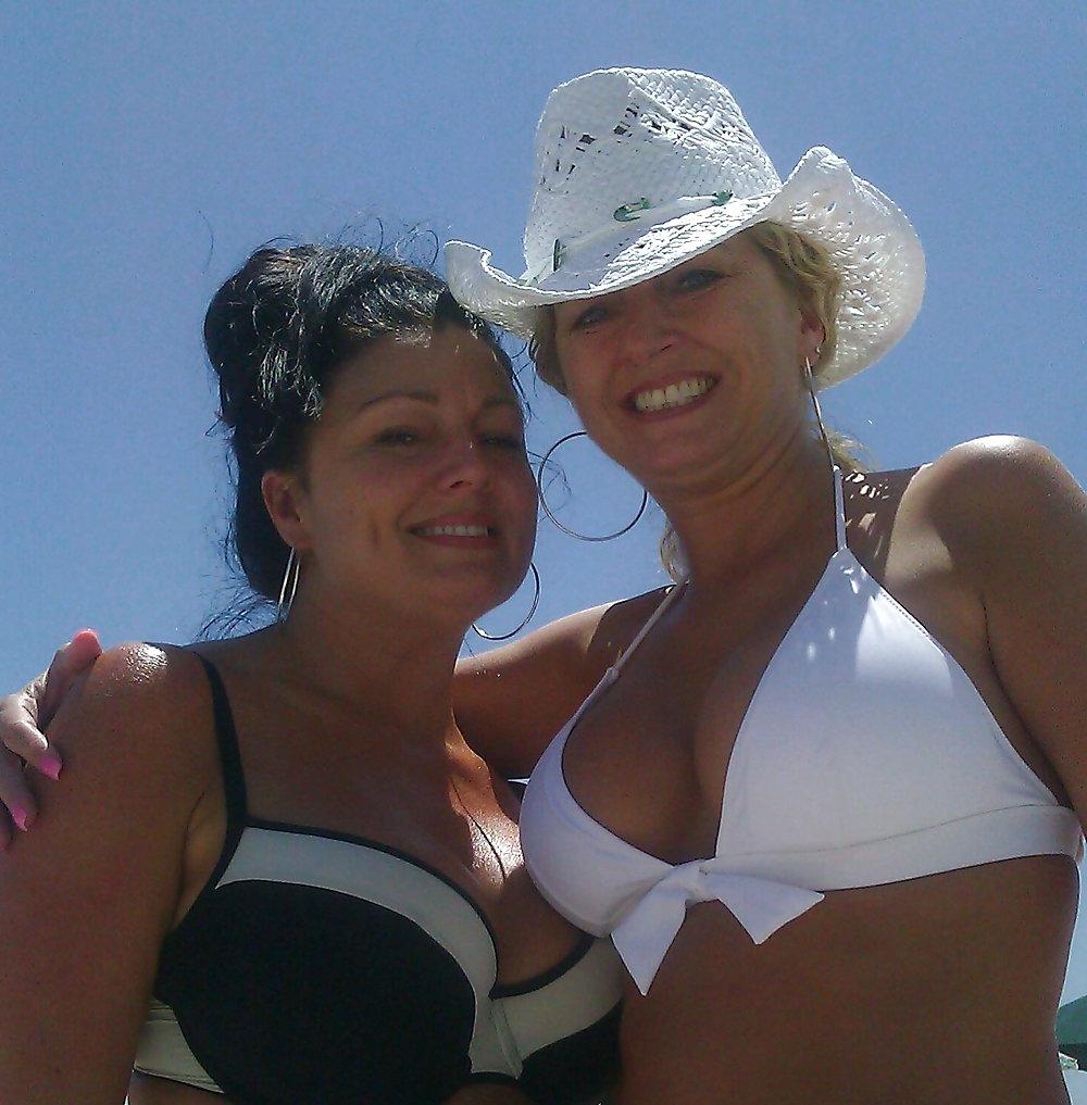 21P Sexy Amateur MILF!!! (PG)