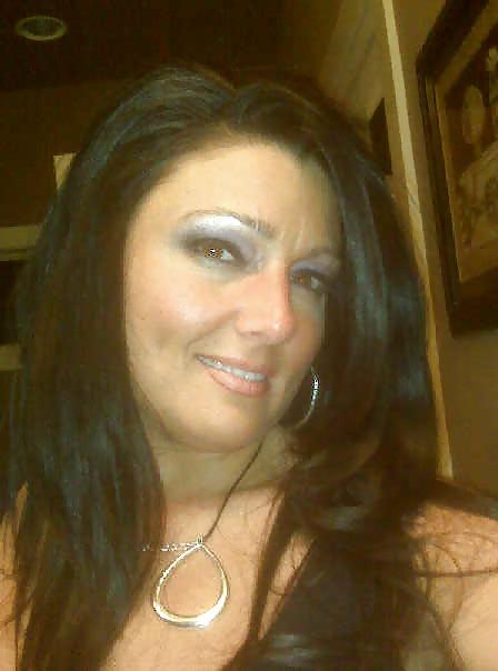 21P Sexy Amateur MILF!!! (PG)