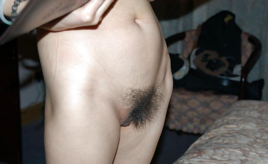 19P The Beauty of Amateur Hairy Asian MILF