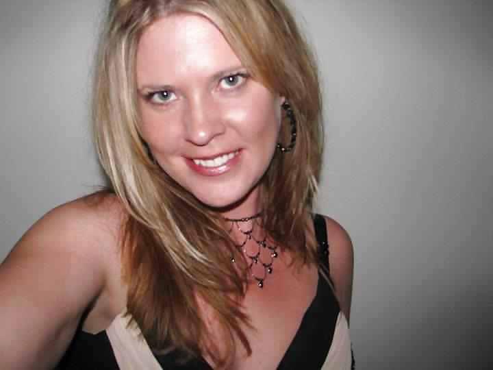 8P Ein Teil meiner weißen MILF