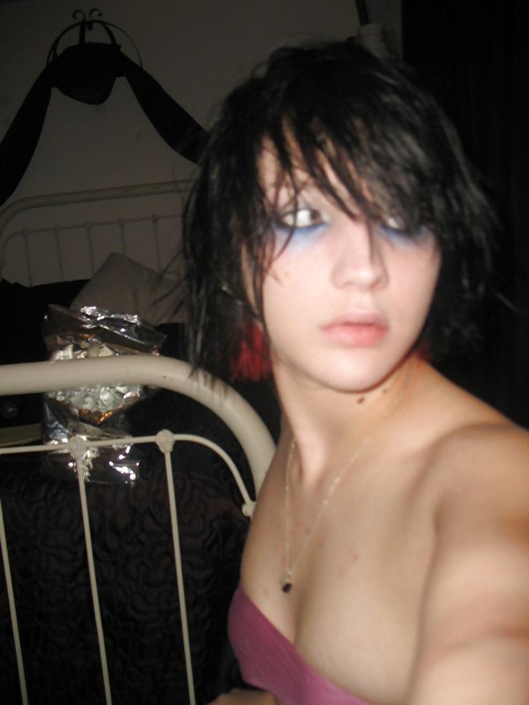 14P Czech girl exposed