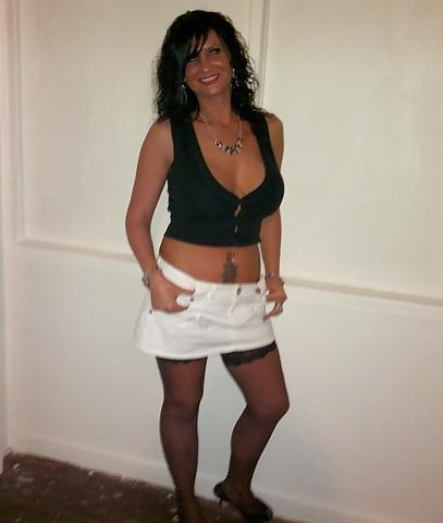 25P Married whore loves black coks.
