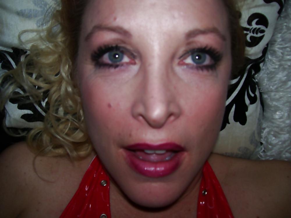 21P Busty Amateur Milf