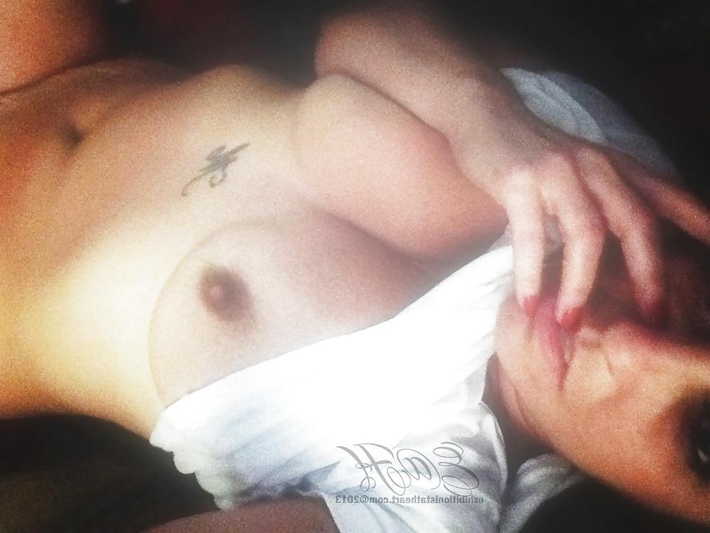 25P Amateur milf 10