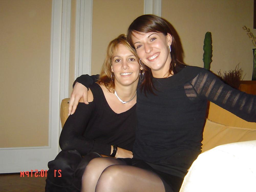 25P Lesbian Couple Homemade Pix