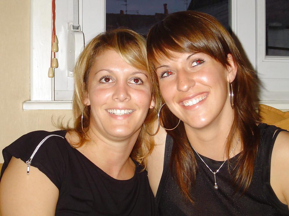 25P Lesbian Couple Homemade Pix