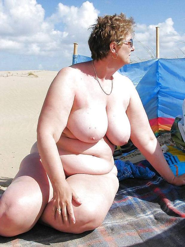 25P Amateur milf 199