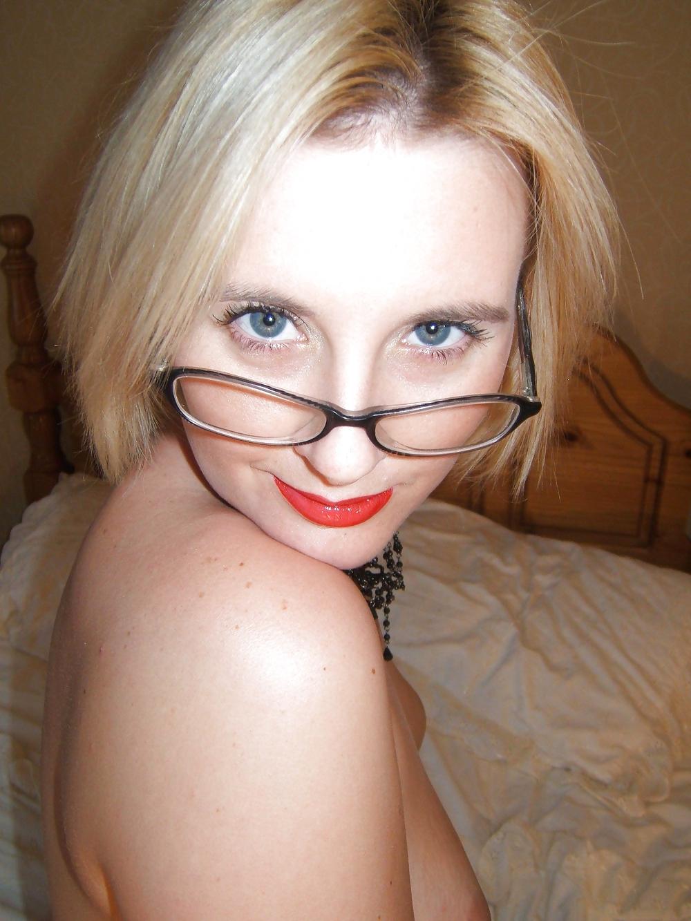 25P Nice Amateur Milf 5