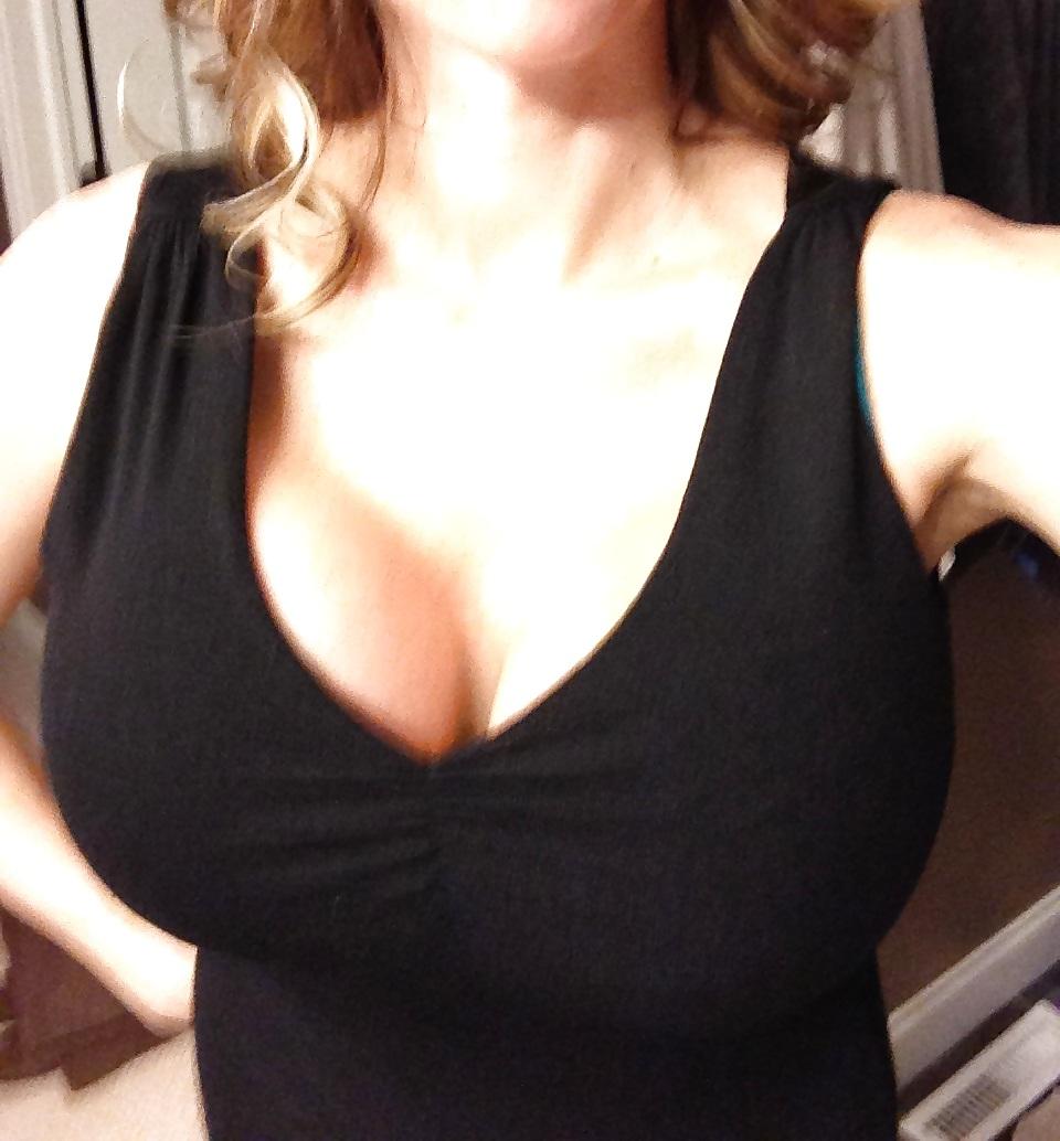 25P Another Fake Tit MILF Amateur