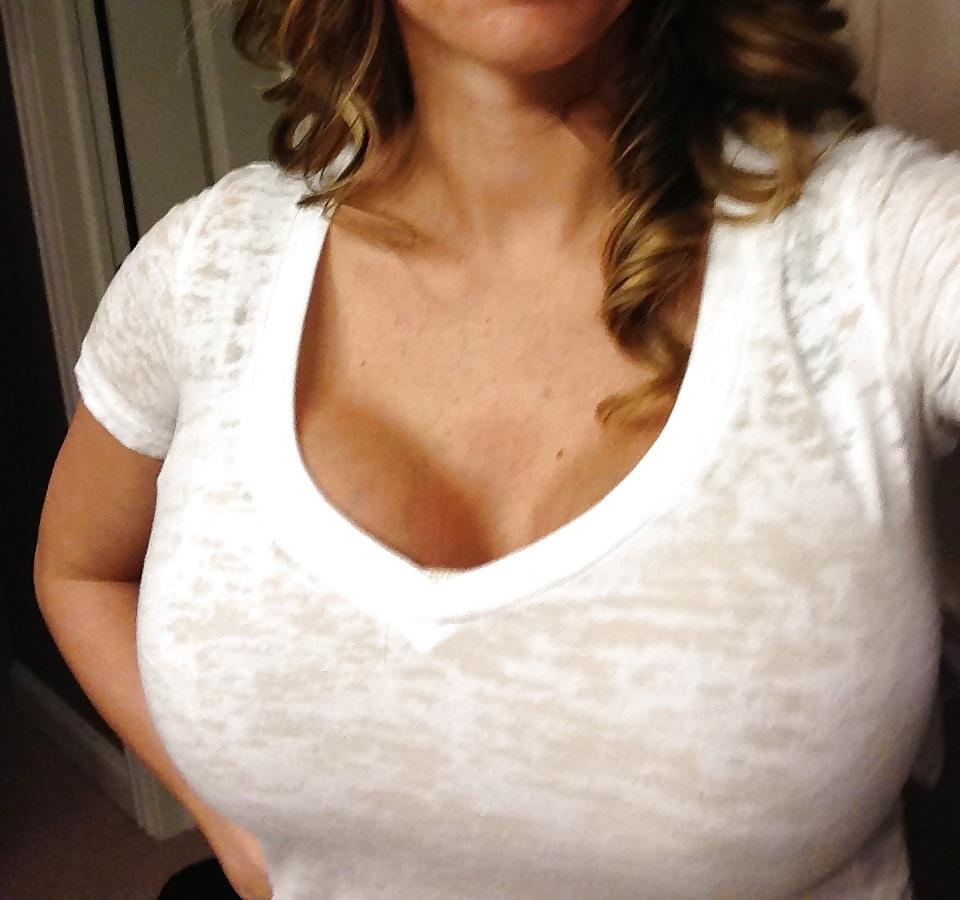 25P Another Fake Tit MILF Amateur