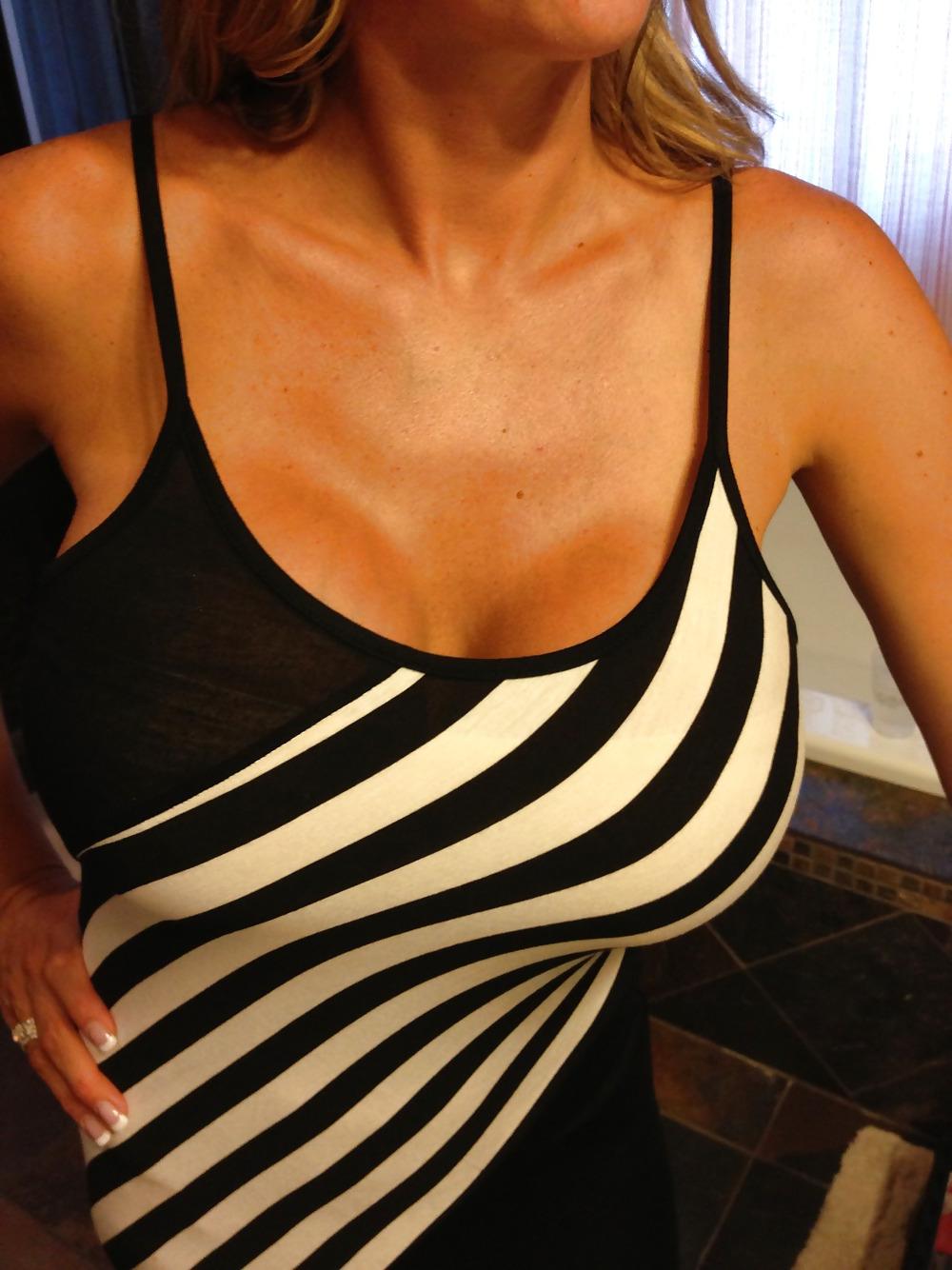 25P Another Fake Tit MILF Amateur