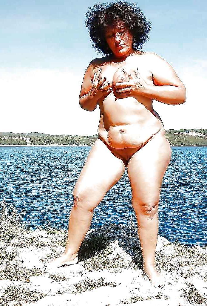 25P Amateur milf 292