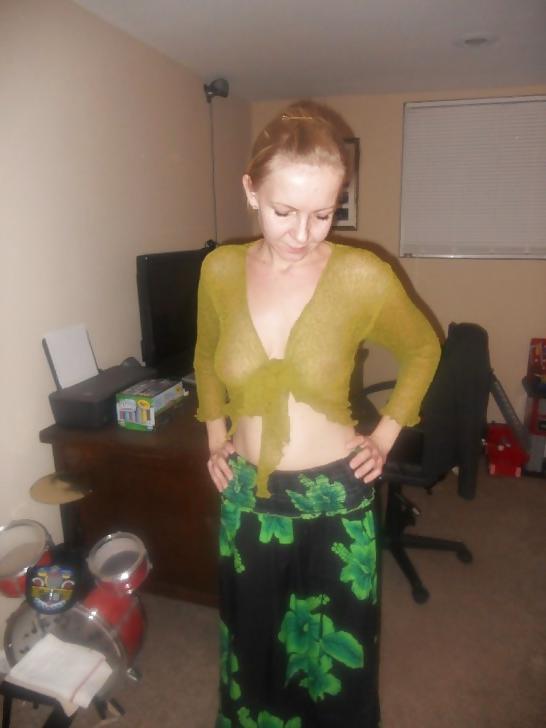 25P Amateur MILF