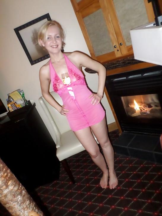 25P Amateur MILF
