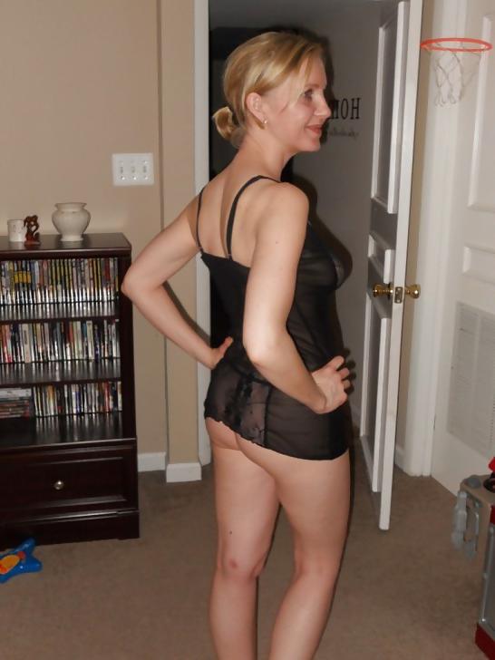 25P Amateur MILF