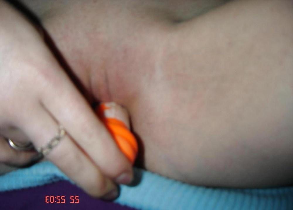 12P Pussy play with dildo