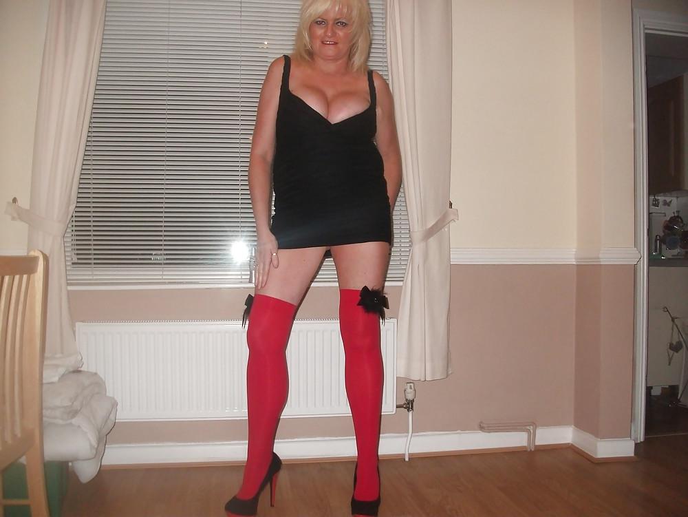 16P UK Amateur Slut Milf Samantha 46