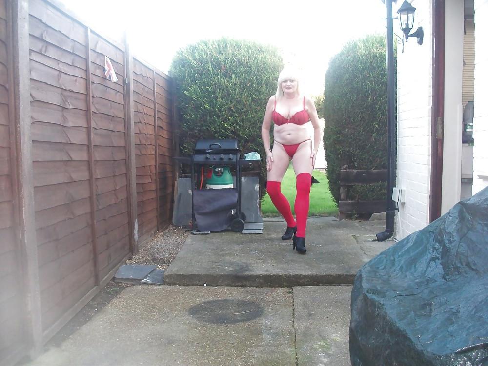 16P UK Amateur Slut Milf Samantha 46