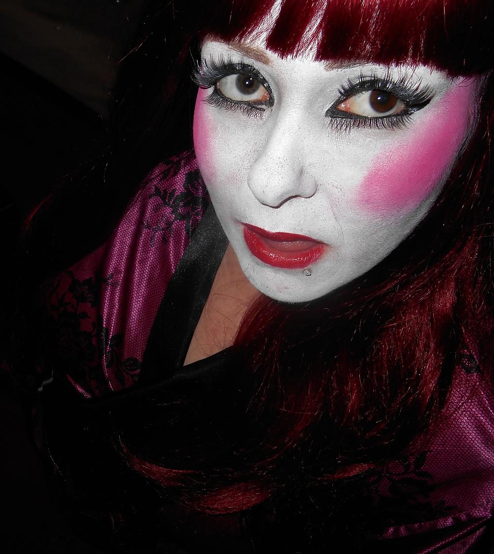 25P The Doll Mistress
