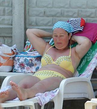 23P Spy mature beach summer romanian