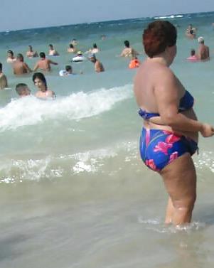 23P Spy mature beach summer romanian