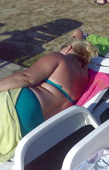 23P Spy mature beach summer romanian