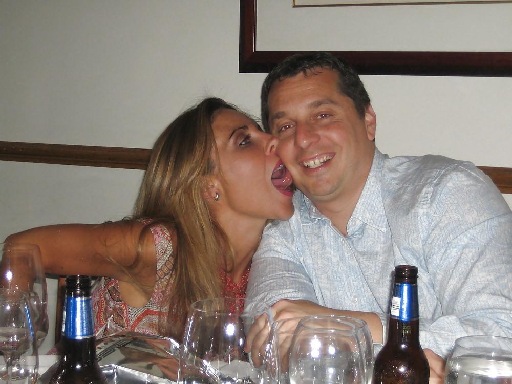 17P Hot Amateur MILF