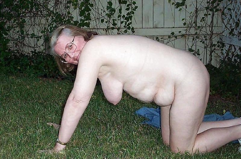 10P KINKY GRANDMOTHER