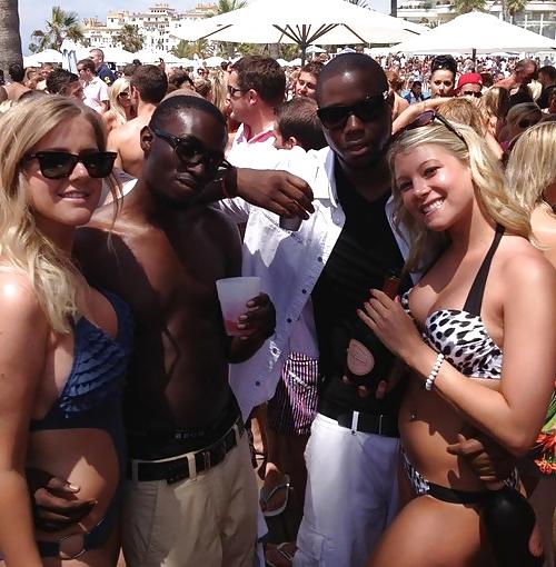 25P White Whores