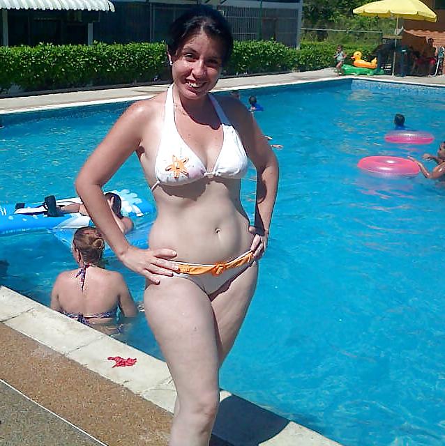 25P Mis favoritas latin amateur milf  