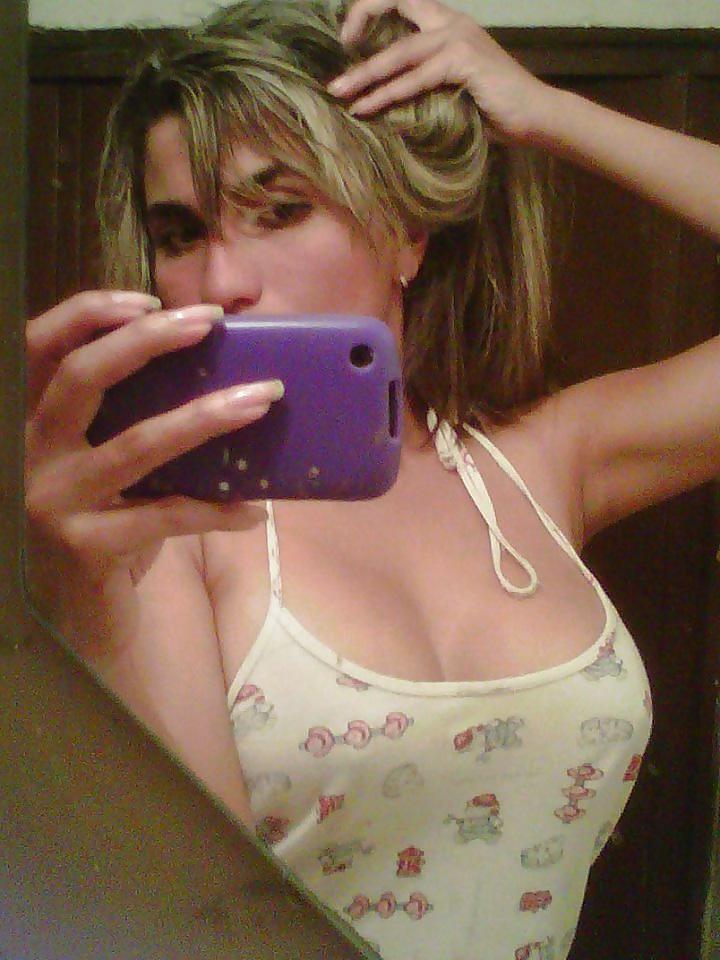 25P Mis favoritas latin amateur milf  