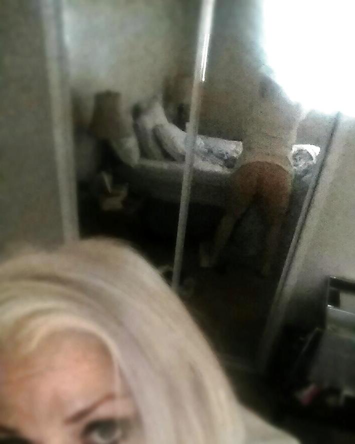 21P Sexyhousewife