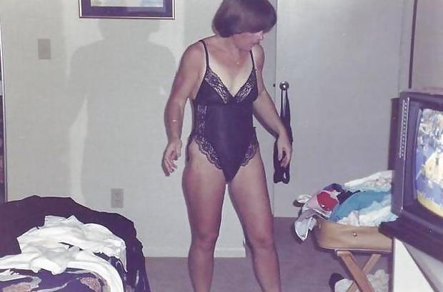25P Kathy and friends hooking up 2