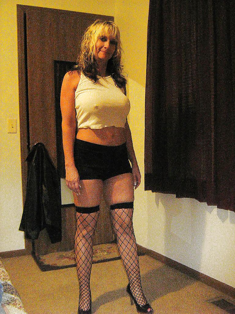 22P Perfect White Women for Motel Room Niggas 4 