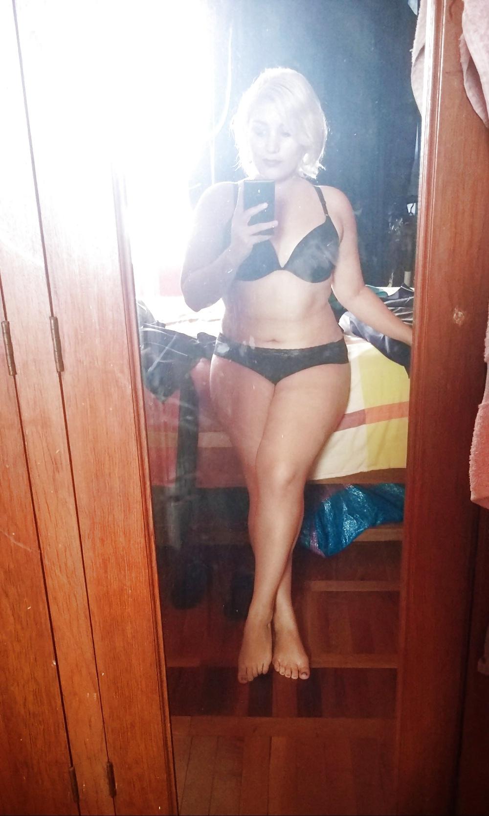 25P Amateur milf 451