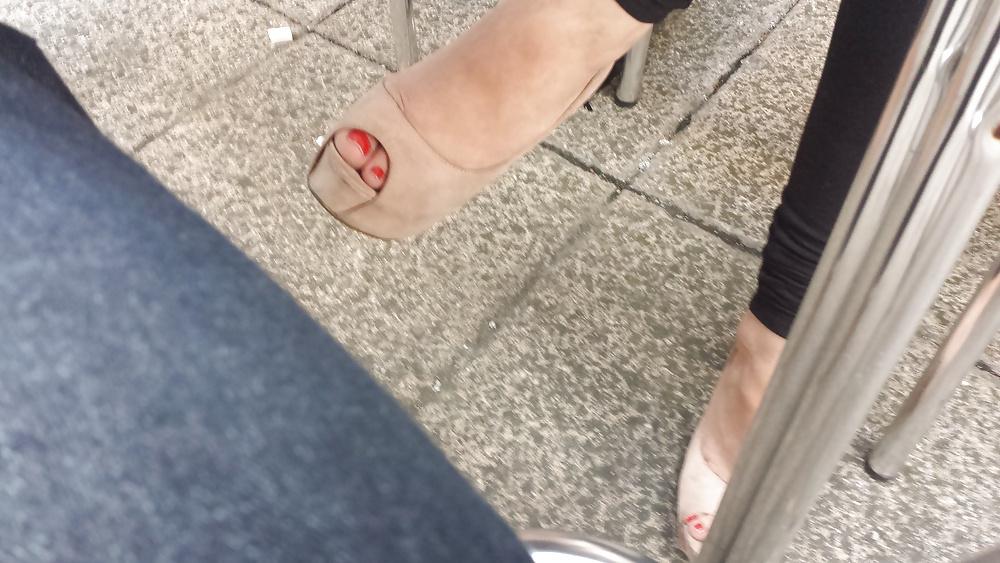 7P Füße in der Stadt
