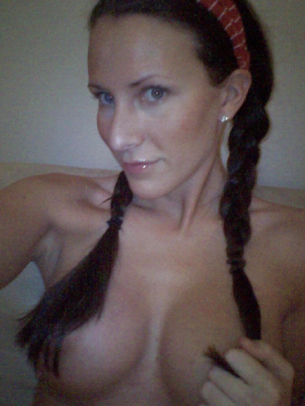 25P Amateur milf 457