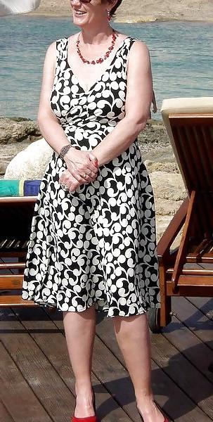 25P Wive's Hubbies want me to fuck