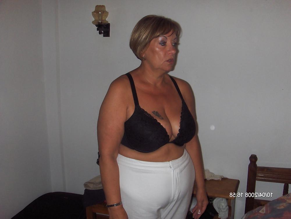 25P IN THEIR BRA'S